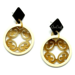 Horn and lacquer earrings - Quecraft via Etsy