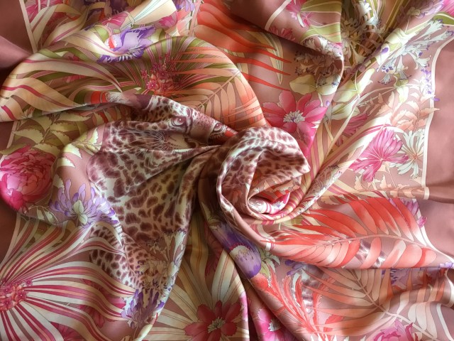 Feline in Flower Garden - Ferragamo